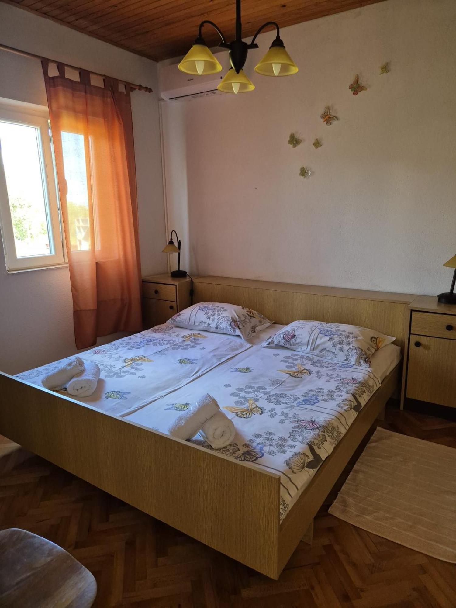 Apartmani Ino Skrip Exterior photo